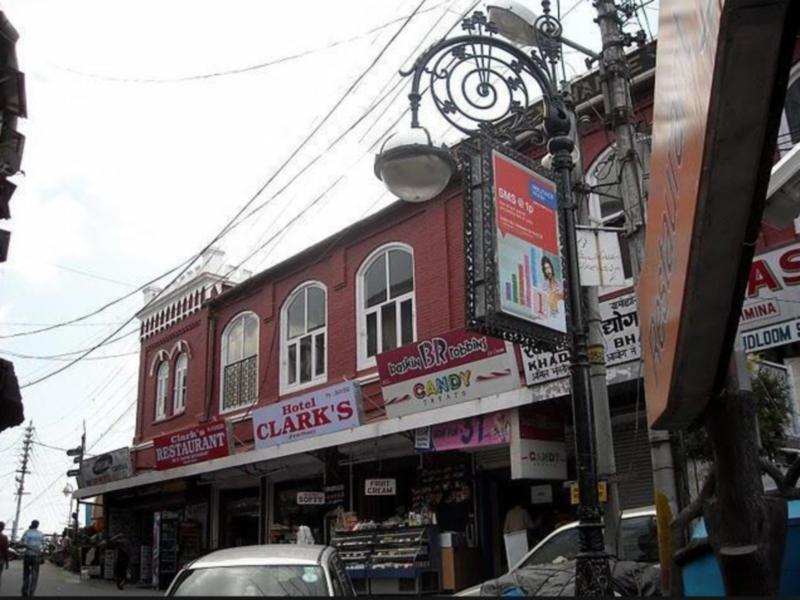 Clarks Hotel Mussoorie Buitenkant foto